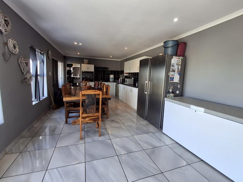 3 Bedroom Property for Sale in Duyker Eiland Western Cape